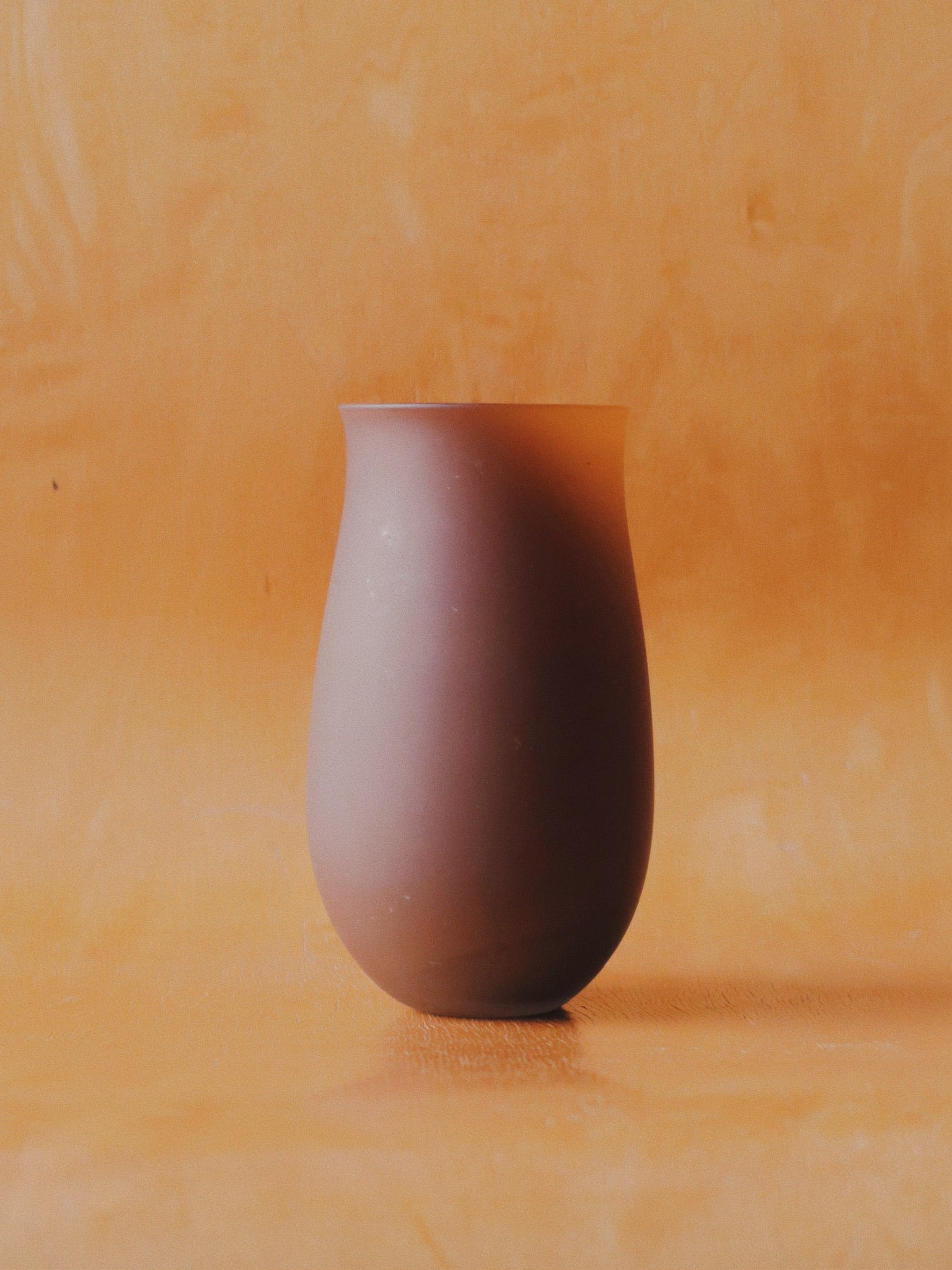 Medium Vase in Chocolate